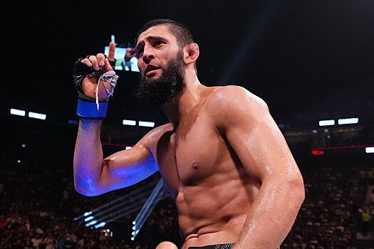 Камару Усман оценил шансы Чимаева финишировать чемпиона UFC дю Плесси