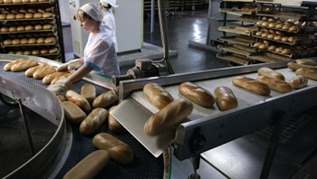 ФАС предложил изменить систему заказа хлеба торговыми сетями
