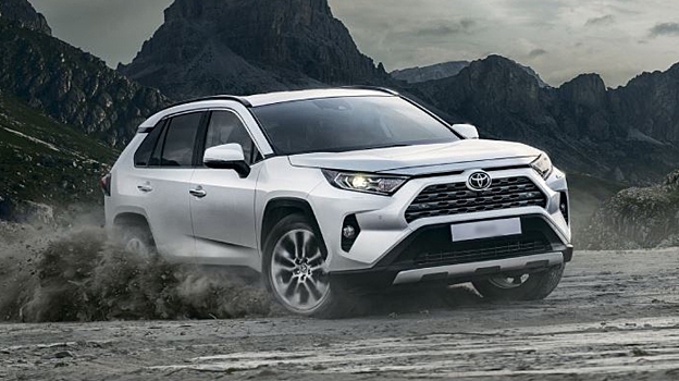 Toyota RAV4 стала лучшим кроссовером с вариатором в России