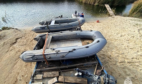 В Волгоградской области два маломерных судна отправили на штрафстоянку