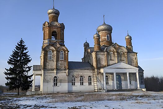 От склепа до космоса