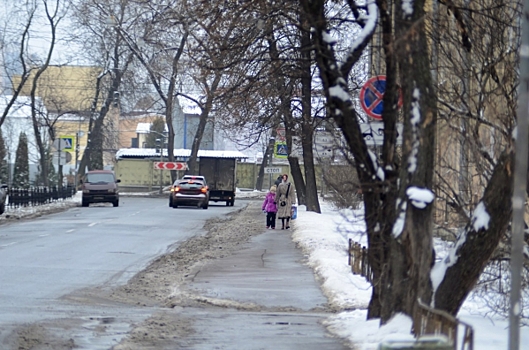 В Вологодской области жена контрактника пожаловалась на отказы в выплате пособий на четырех детей