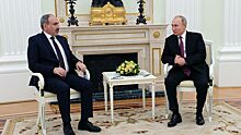 Пашинян поговорит с Алиевым в гостях у Путина в Сочи