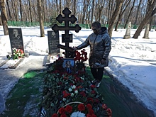 В Курске почтили память Михаила Булатова