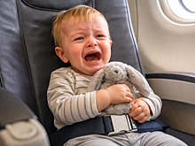 Сотрудники аэропорта в Иркутске отобрали молоко у малыша, их проверит прокуратура