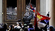 Политолог спрогнозировал продолжительность протестов в Сербии