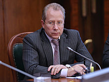 Вице-премьеру Рольбинову добавили обязанностей в правительстве региона
