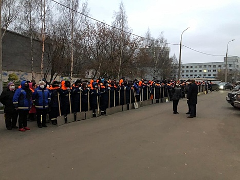 В Бибиреве прошел смотр работников ЖКХ