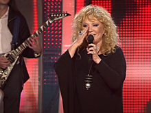 Дочь Пугачевой и Галкина перепела «Миллион алых роз»