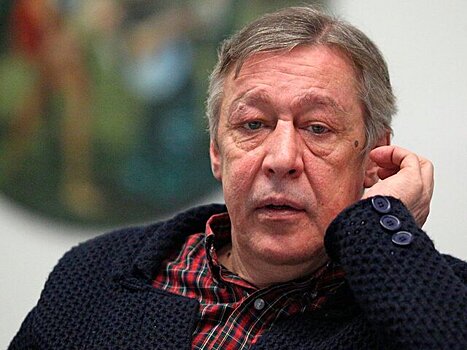 Актер Стебунов рассказал, что в "Современнике" ждут возвращения Ефремова