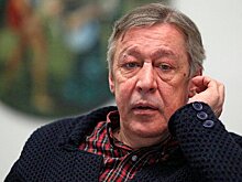 Актер Стебунов рассказал, что в "Современнике" ждут возвращения Ефремова