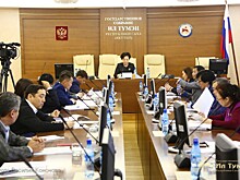В Ил Тумэне обсудили варианты увеличения количества читающих на якутском языке