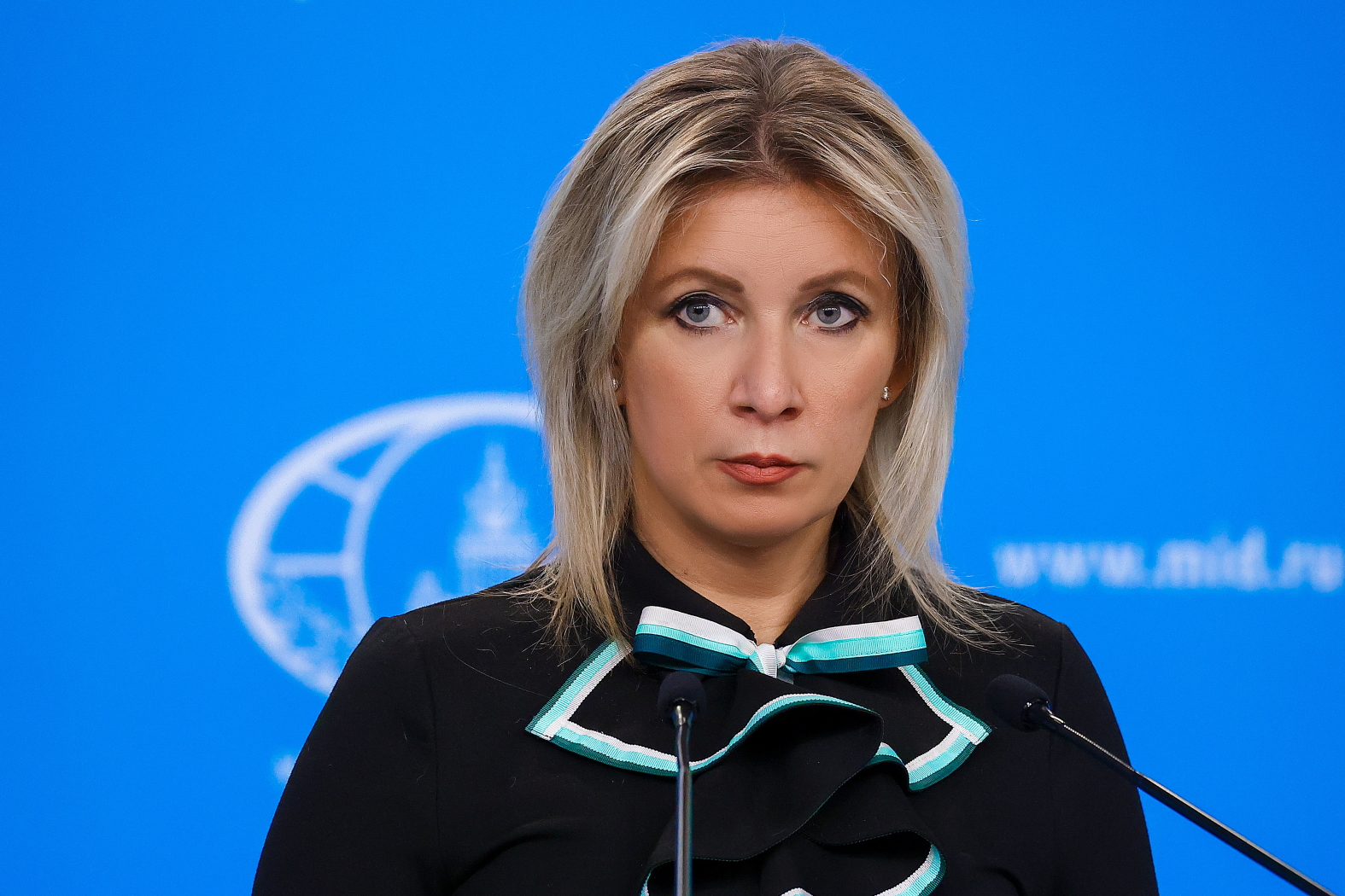Захарова: недавние визиты политиков США в Киев призваны поумерить аппетиты Зеленского