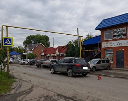 Шла по зебре: в Волгодонском районе иномарка сбила семилетнюю девочку
