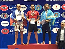 Новосибирец в обтягивающей майке взял серебряную медаль на чемпионате мира по грэпплингу