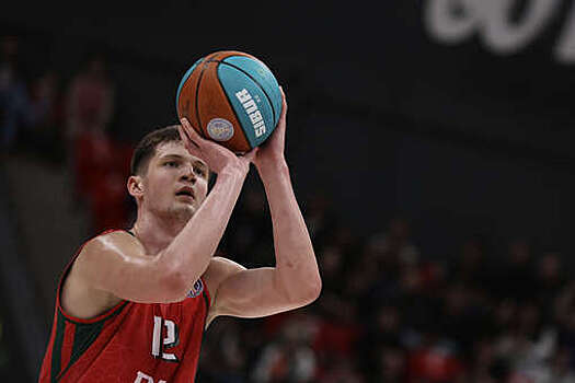 "Свободный агент": игроку клуба "Локомотив-Кубань" Елатонцеву вызывали скорую