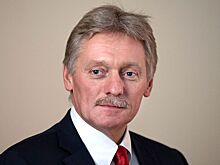 Песков назвал обычной практикой раздачу повесток для уточнения данных