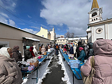 Первые пасхальные куличи и яйца освятили новосибирцы в Великую субботу-2025
