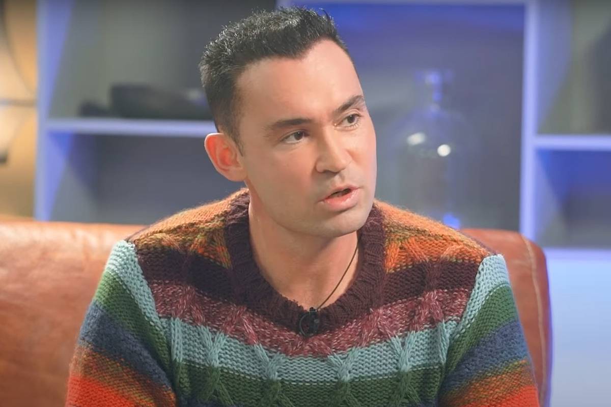 Юрий титов певец фото Ко всему надо подходить основательно": Юрий Титов о блогерах-певцах Пятый канал