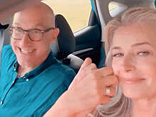 Модель Паулина Поризкова показала помолвочное кольцо