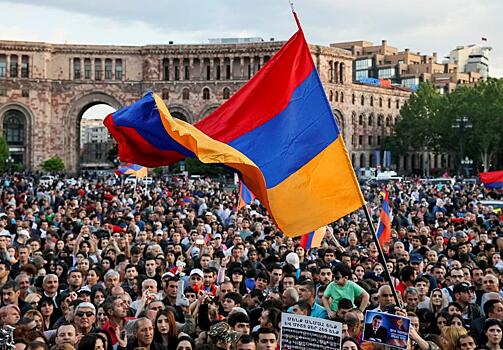 Россия прокомментировала события в Армении