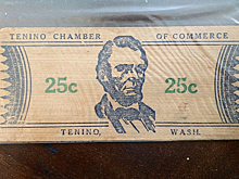 Почему в США разрешали расплачиваться деревом