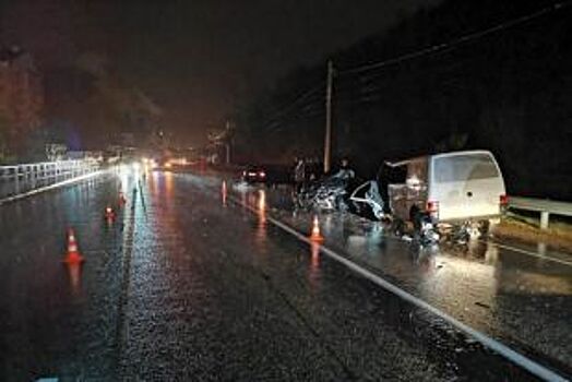 На Кубани в ДТП погибла водитель BMW, еще два человека пострадали