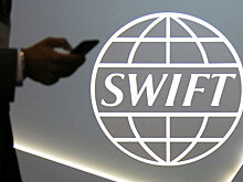 Описаны два сценария в случае отключения РФ от SWIFT