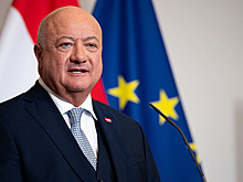 Канцлер Австрии выступил против ускоренного вступления Украины в ЕС