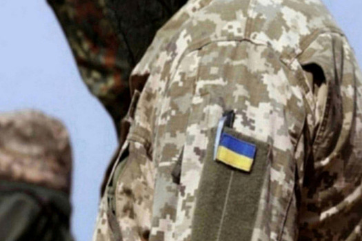 В Одессе жители перевернули автомобиль ТЦК