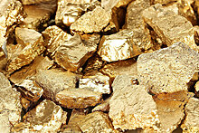 Иранцы покупают золото, чтобы захеджировать санкционные риски