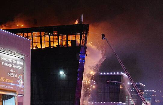 Тушивший «Крокус» пожарный описал возможный сценарий поджога концертного зала