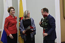 Рокотянская и Карабасов поздравили воспитателей с профессиональным праздником