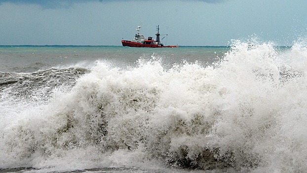 Штормовое предупреждение объявили в Беринговом море