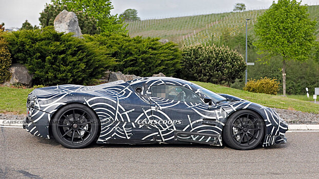 Pagani показала первое изображение нового суперкара