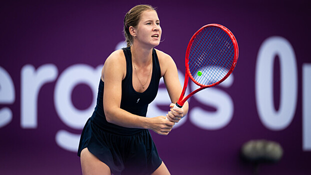 Россиянка Анастасия Захарова проиграла на старте теннисного турнира в Дохе