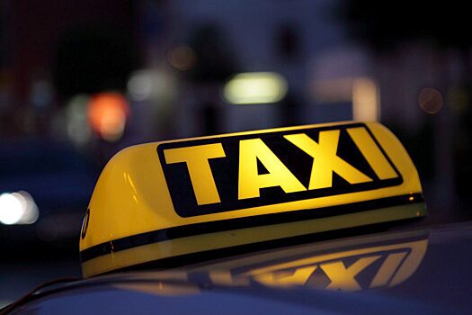 Число перевезенных социальным такси Севастополя пассажиров в 2017 году выросло в 27 раз