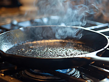 Как очистить сковородки от нагара: проверенные способы для разных материалов