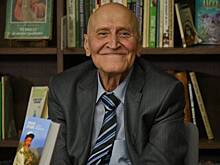 Николай Дроздов: "Пью чай с внуками, занимаюсь наукой"