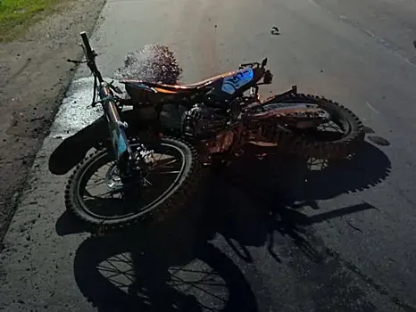 В Самарской области пострадал водитель питбайка после столкновения с легковушкой