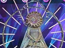 «Или Паршута…»: звезда «Маски» Марина Кравец высмеяла версии жюри про Солнце