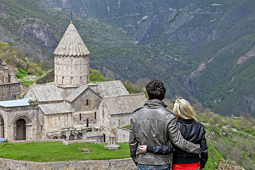 Ностальгия, цены, кухня - чем Армения привлекает туристов из России