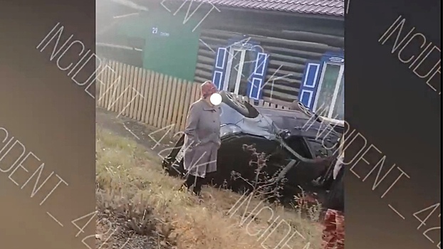 Соцсети: автомобилист с ребенком скрылся после одиночного ДТП в Кузбассе