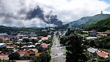 Туристов эвакуируют с островов Новой Каледонии