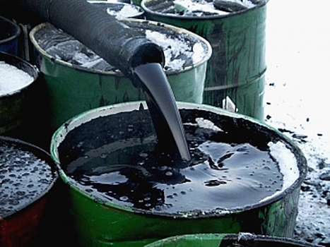 Цена на нефть Brent держится в интервале $74-75