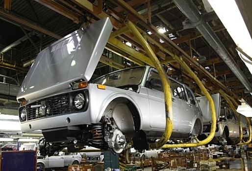 АвтоВАЗ временно прекратил производство Lada 4x4 и Granta