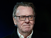 Умер актер Том Уилкинсон