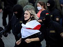 В Минске начали отпускать участников женского марша