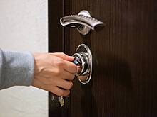 Россиян предупредили о штрафе за входные двери