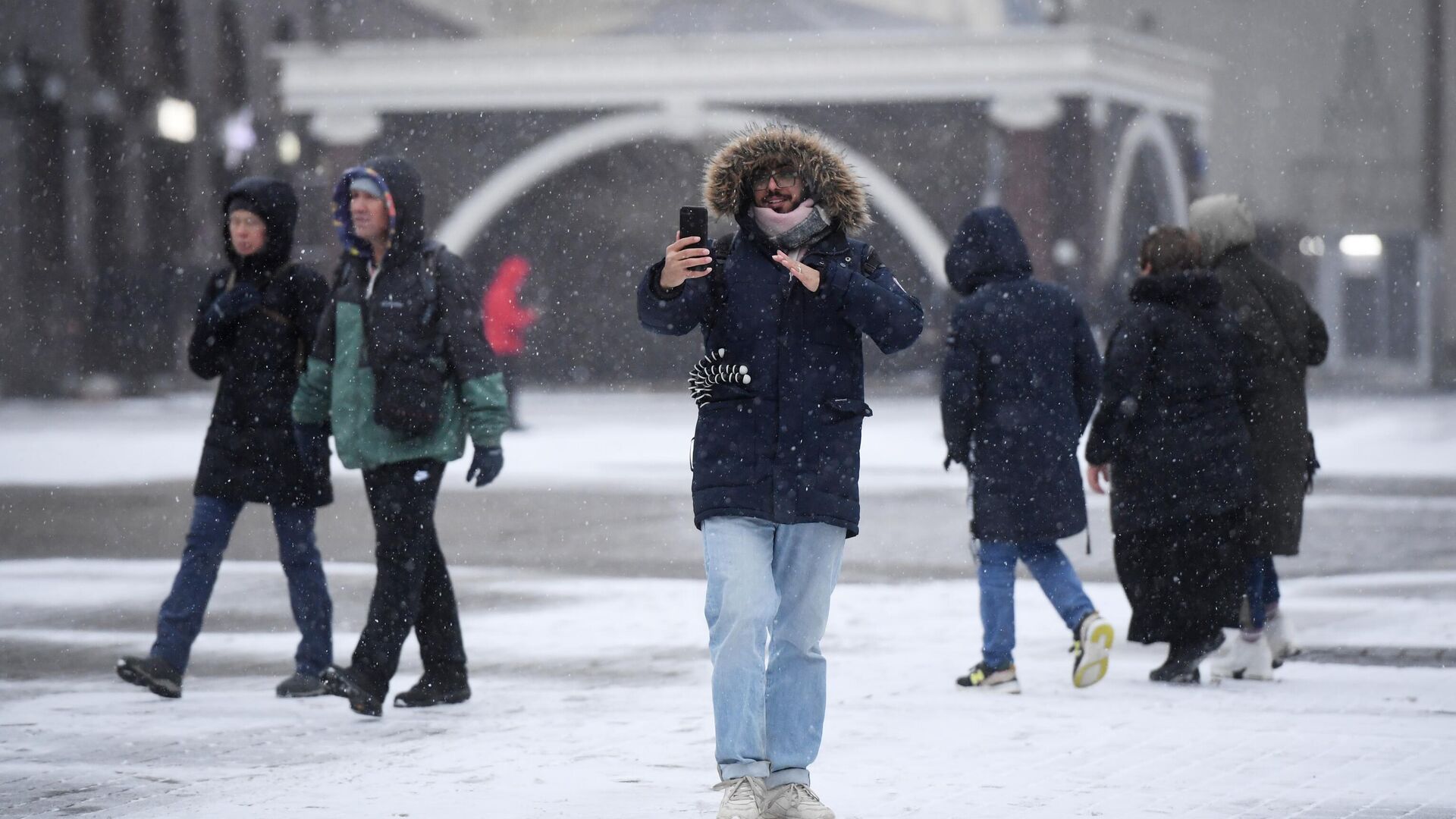 Желтый&nbsp; уровень погодной опасности введен в Московском регионе из-за снегопада